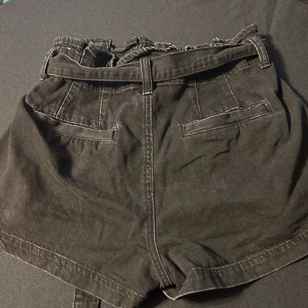 American Eagle Outfitters belted High Waist Black Shorts - Picture 6 of 7
